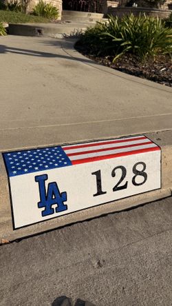 Curb Painting