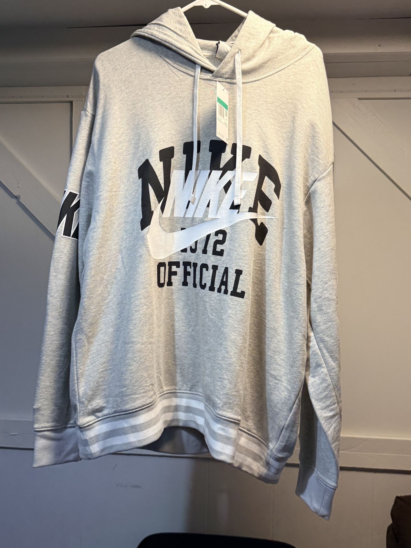 Nike Men’s XL Hoody New