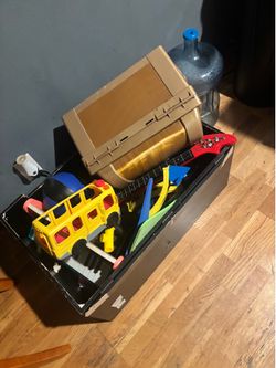 Toy box