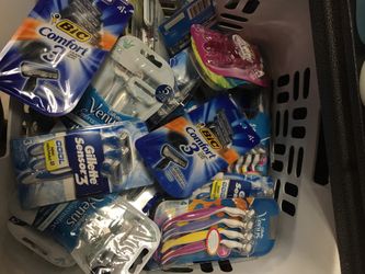 Men’s and women’s razors