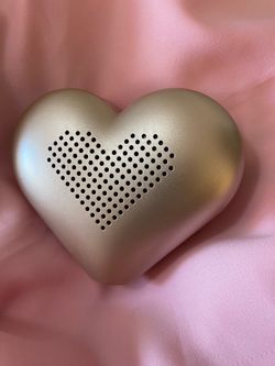 Heart-Shaped Portable Bluetooth Speaker
