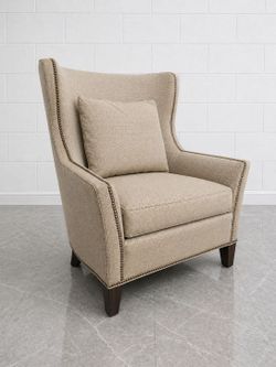THOMASVILLE MODERN WINGBACK ACCENT CHAIR- EXCELLENT CONDITION
