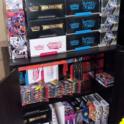 Anyone wanna make any trades I’m really looking for a mega booster box 😅😅