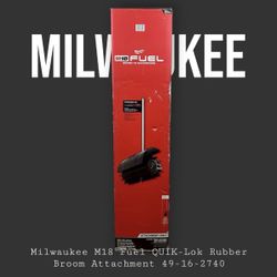 Milwaukee M18 FUEL QUIK-LOK Rubber Broom Attachment