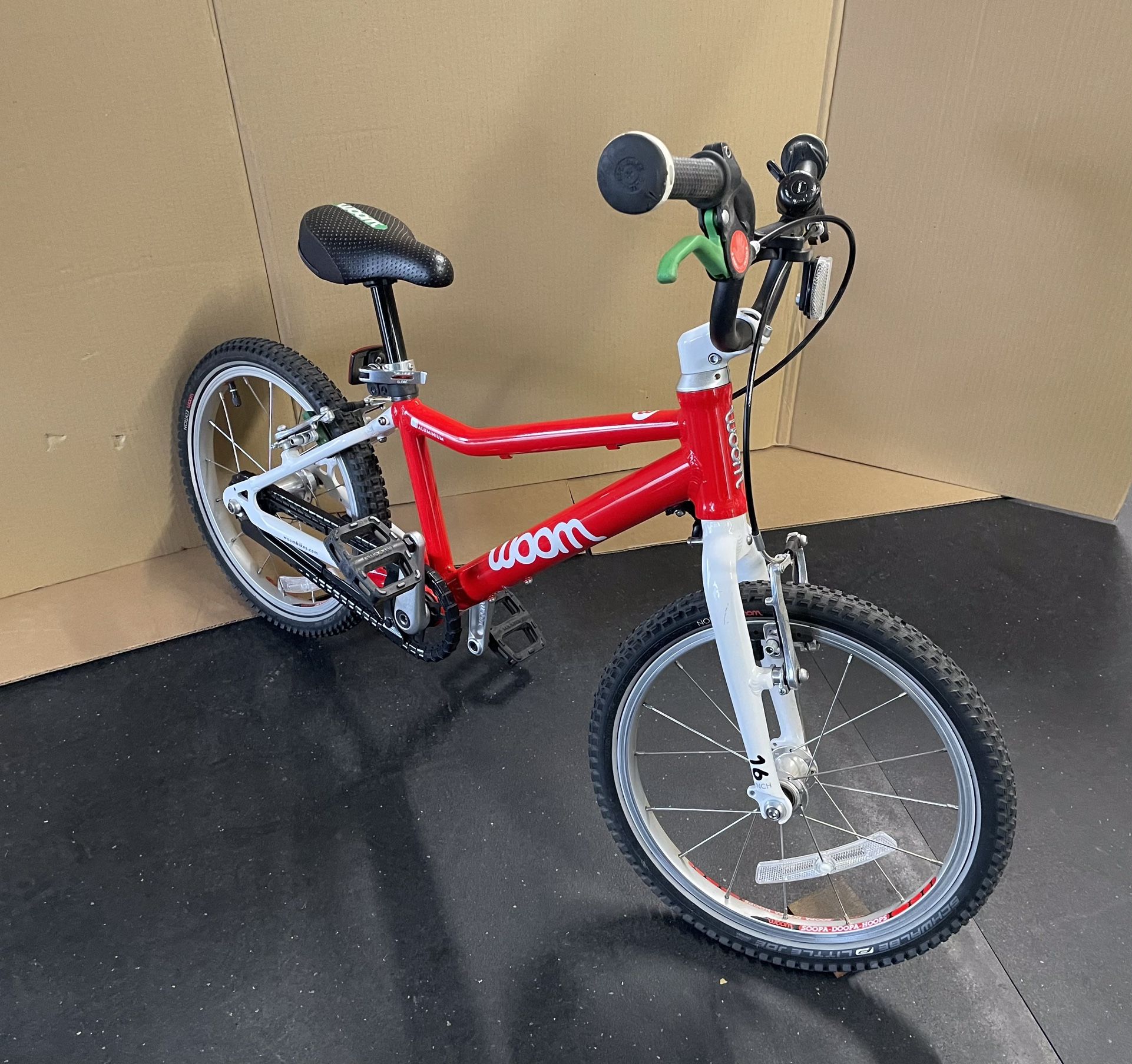 WOOM 3 - BIKE - RED. 16 inch