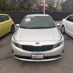 2017 Kia Forte LX Sedan 4D
