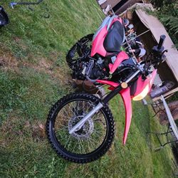2016 Dirtbike 