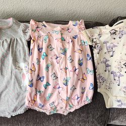 Carters 9 month girls clothing