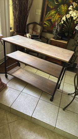 Triple rolling shelving