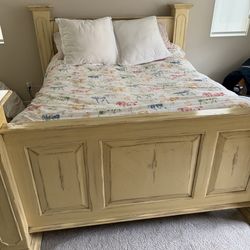 Queen size bed frame
