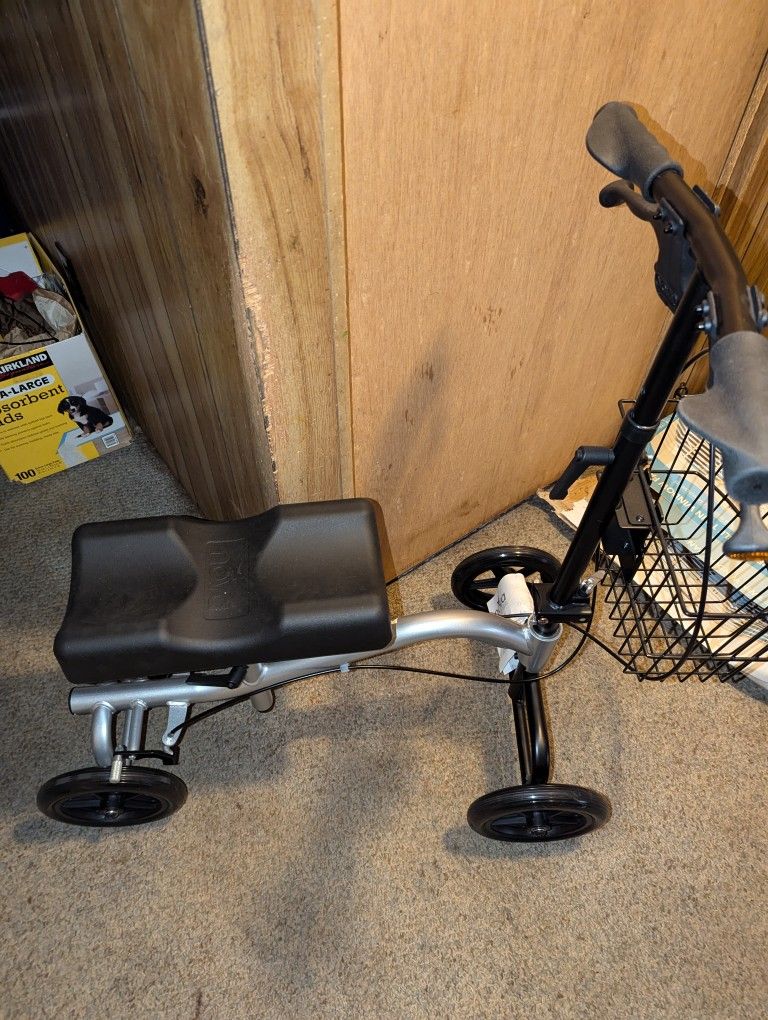 Knee Scooter