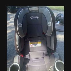 Graco 3-in-1 Car seat 