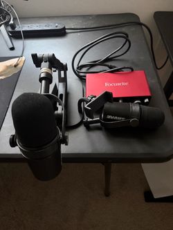 Shure microphones & focusrite
