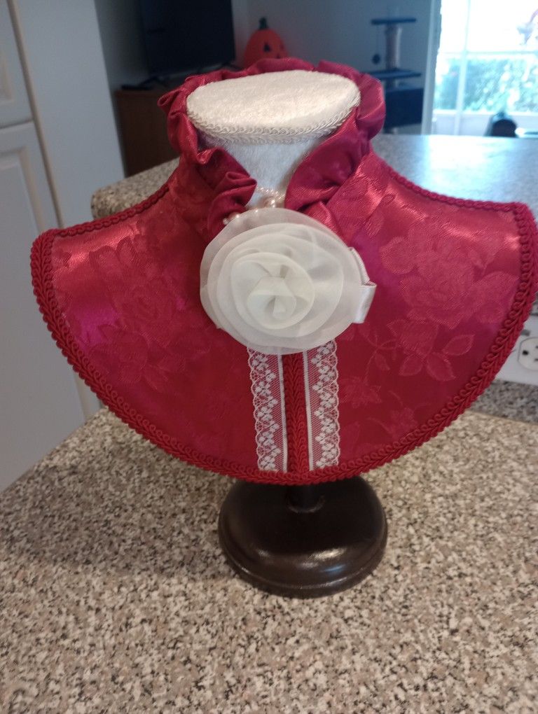 Victorian Mannequin Bust Dress Jewelry Stand Display Necklace Holder Brooch Pin Display Art