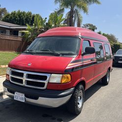 2000 Dodge Ram Van