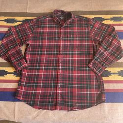 Eddie Bauer Men’s Large Relaxed Fit Red/Green Plaid Flannel.