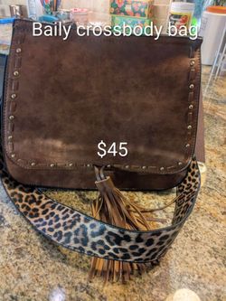 Crossbody bag