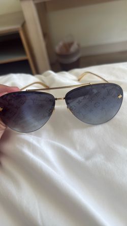 Louis Vuitton sun glasses