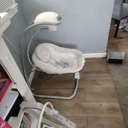 Graco Baby Swing