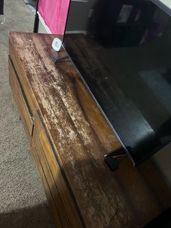 Wood Dresser / Chest of Drawers — $60