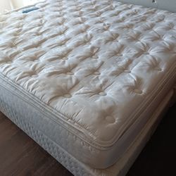 Pillow Top Serta King-Size Mattress & Boxspring With Free Delivery!