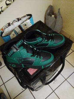 Shoes