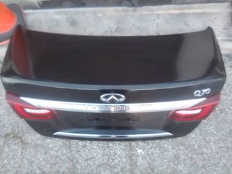 2015-2019 Infiniti Q70 Q70L Trunk Deck With Lights And Camera Accessories And Inner Accessories Oem.
