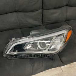 2015 Hyundai Sonata Driver Headlight