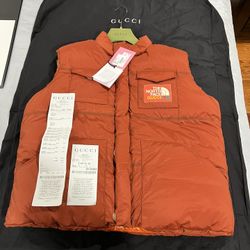 NEW GUCCI x The North Face Vest Lightweight Nylon Ripstop Brandy Brown Adult Size XL + Original Receipt  Asking $1850