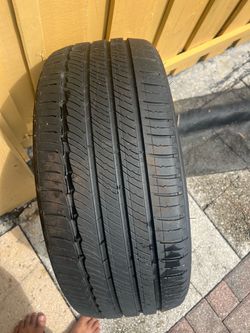 TIRE MICHELIN 235/40/R19