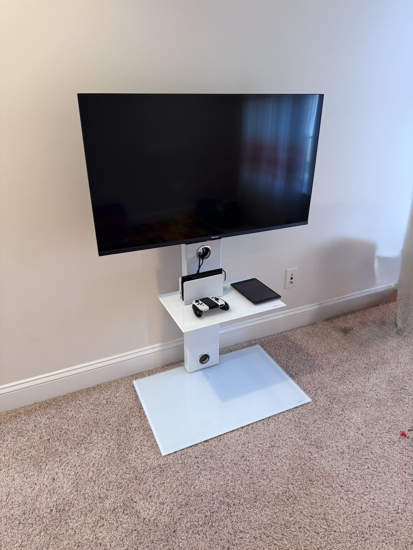 TV & Glass Stand
