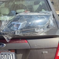 Ford Fusions Headlights 
