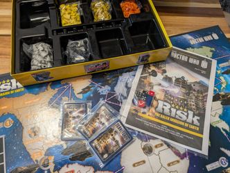 (BR/G) Risk: Doctor Who The Dalek Invasion of Earth Board Game (see all photos)