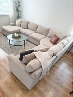Radley sectional couch LIKE NEW. DELIVERY AVAILABLE