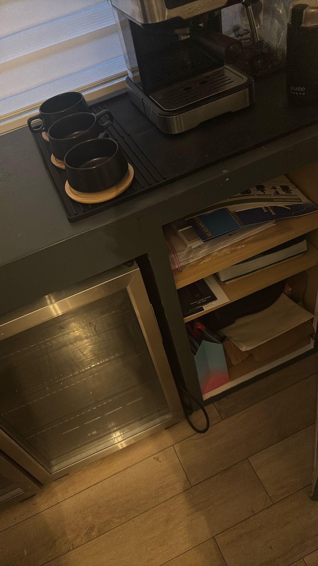 Multi Use Desk Or Stand