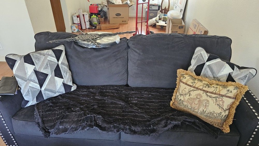 Sofa Set $450