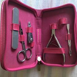 Bath & Body Works Manicure Set PINK ZIPPER Case 