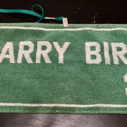 Larry Bird 33 Celtics Green Towel w Lanyard