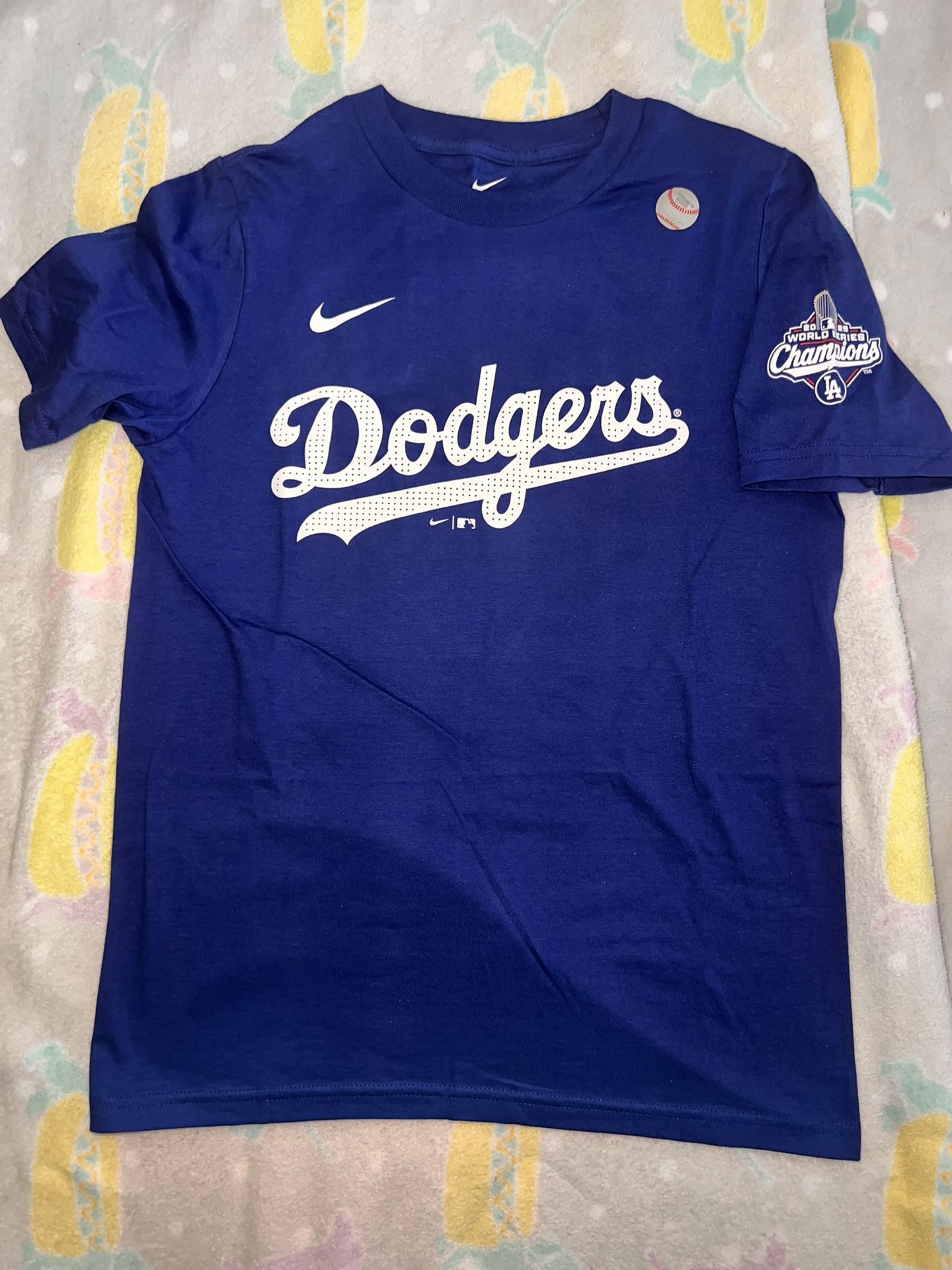 Brand New With Tags, Clayton Kershaw Nike youth shirt, LA Dodgers, World Series champions