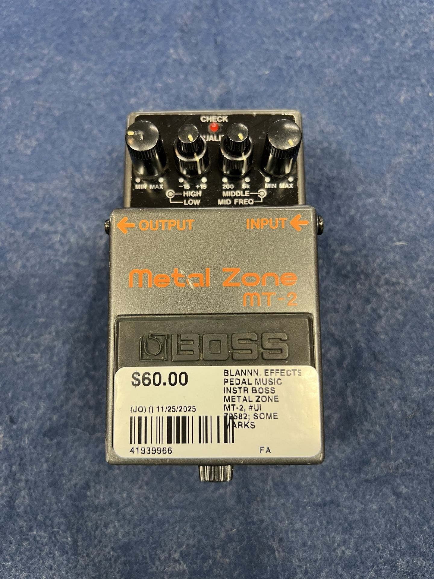 Boss Metal Zone (MT-2)