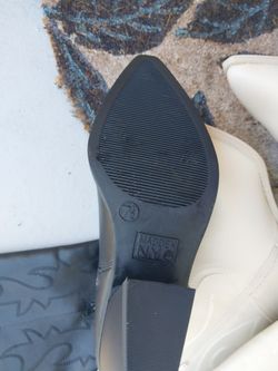 Ladies Madden NYC  Size 7 1/2 Cowgirl boots