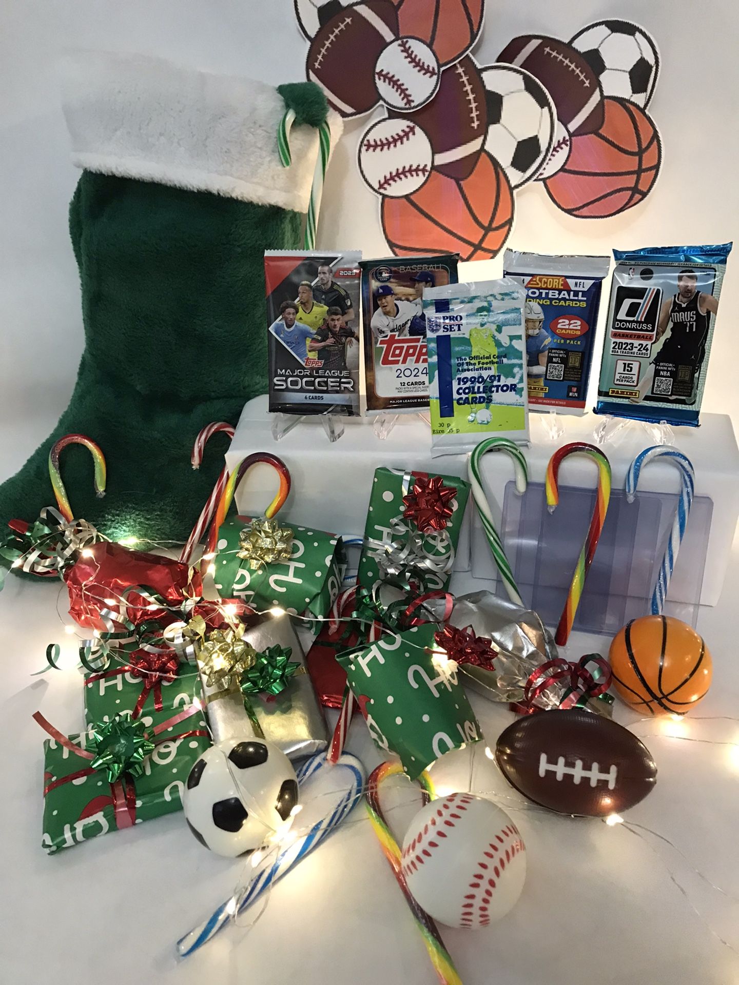 Ultimate Sports Trading Card Gift
