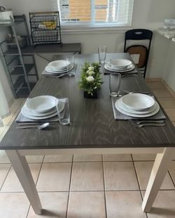 Dining Table & Chairs