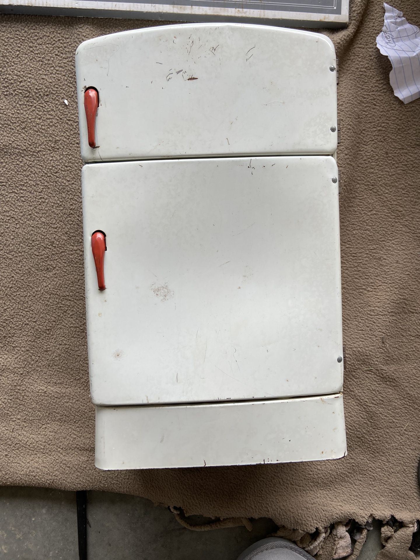 Antique Fridge And Stove