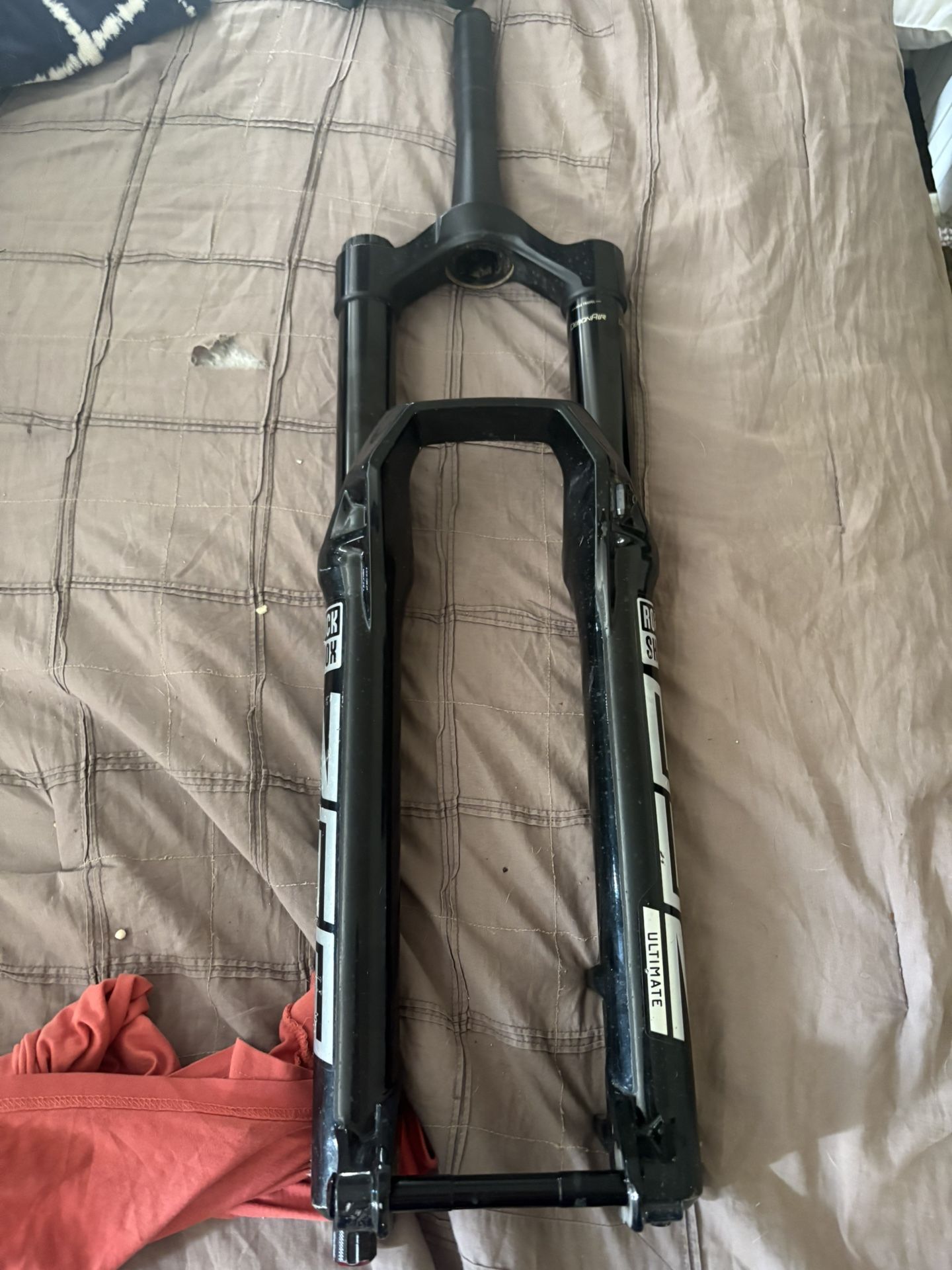 2024 Rock Shock Zeb Ultimate 160mm W/ Buttercup Upgrade