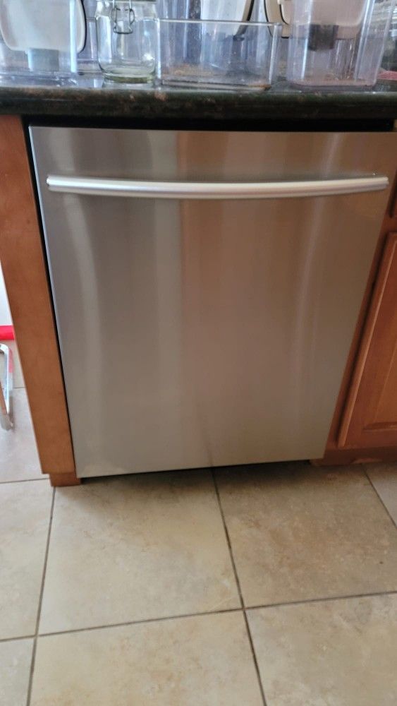 Samsung modern dishwasher