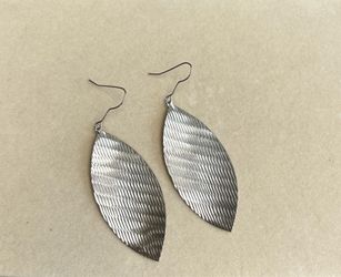 Leaf Dangle Earrings
