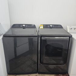 New Scratch And Dent Samsung Top Load Washer And Electric Dryer Set In Black 6-months Warranty 
