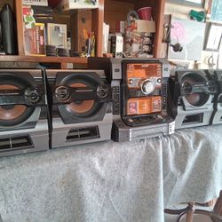 SONY STEREO CONPONENT, 720 W ,LBT-ZX99I ..X-ROUND SYSTEM..
