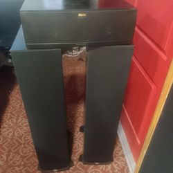 Klipsch RF 82  Iv Floorstanding Speakers And RC52 Center Speaker